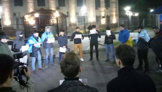 Une action de protestation a eu lieu devant l’ambassade de Russie en Ukraine