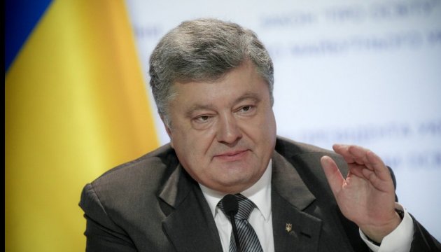Poroshenko propone el estatus especial de algunas zonas del Donbás para un año