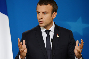 Макрон назвав брехнею твердження, що Росія в Україні «воює з нацизмом»
