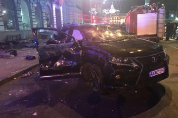 Un accident mortel à Kharkiv : une jeune femme au volant d’une « Lexus » a renversé des piétons (photos, vidéos)