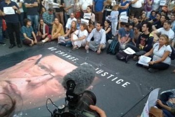 Тисячі мальтійців вийшли на вулиці - вимагали розслідувати вбивство журналістки
