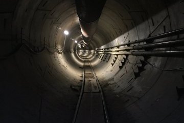 Маск показав, який тунель будує під Лос-Анджелесом