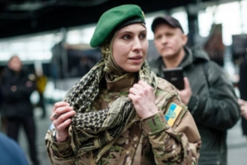 Спасибі за все: соцмережі прощаються з Аміною Окуєвою