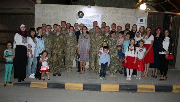 Українські військові після навчань у Йорданії насолодилися концертом від діаспори