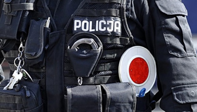 У Польщі українець напав з ножем на поліцейських