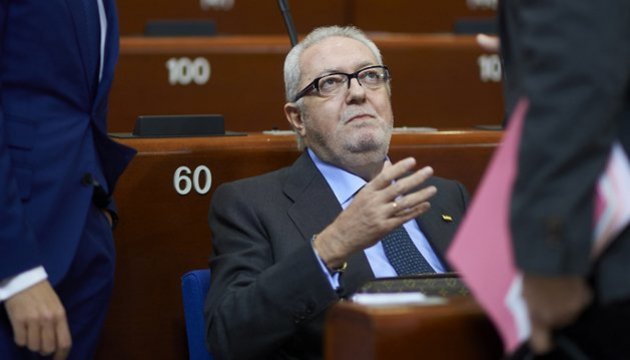 Europarat: Präsident Pedro Agramunt reicht Rücktritt ein