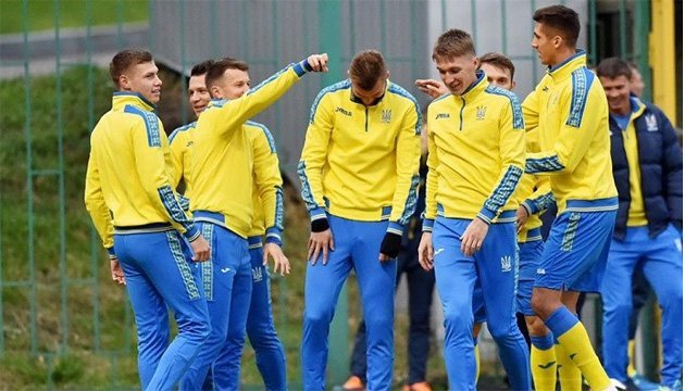 Українські футболісти отримають подвоєні преміальні в разі перемоги над Хорватією