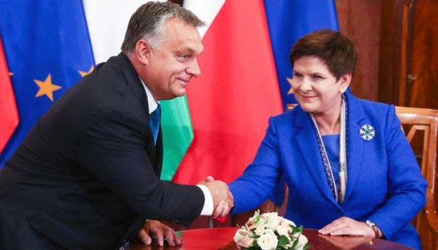 Угорщина обіцяє Польщі захист від 