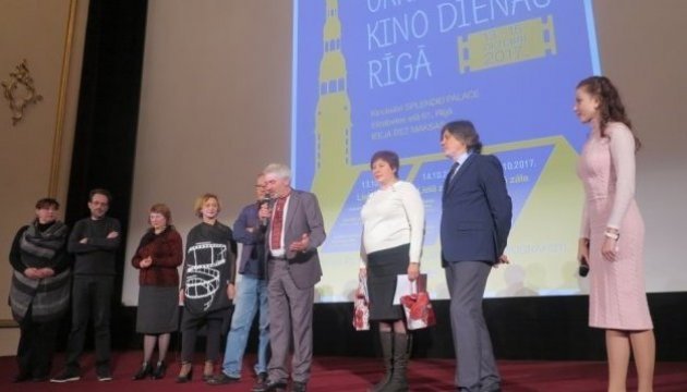 Participants of Ukrainian film festival in Riga support Oleg Sentsov