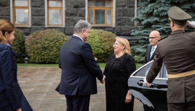 На Банковій розпочалася церемонія зустрічі президентів України і Мальти