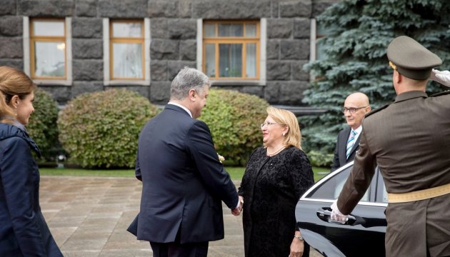 Ukraine sees Malta as road to North African market - Poroshenko