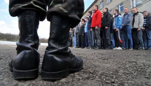РФ посилила кримінальне переслідування кримчан за відмову служити в армії - правозахисник