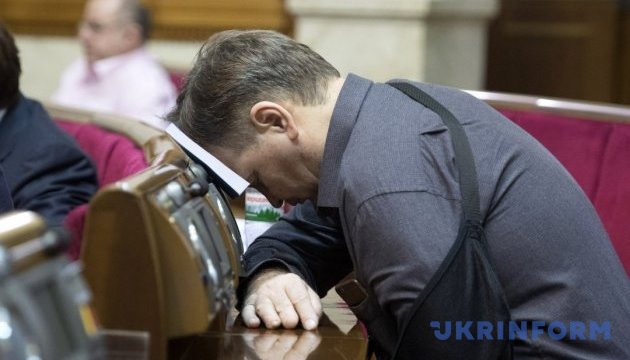 Раді пропонують забирати у депутатів держнагороди за порушення етики