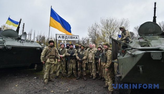 Poroschenko: Stationierung der Friedenstruppen im Donbass unterstützen meiste UN-Länder