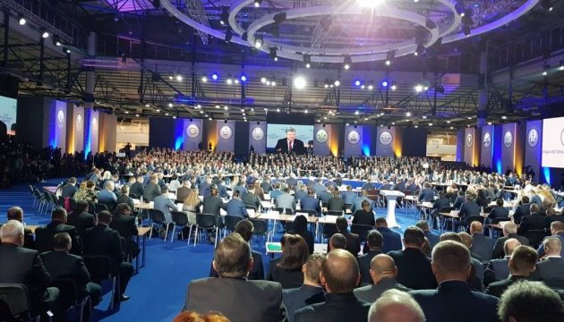 Poroshenko calls to accelerate process of formation of united territorial communities