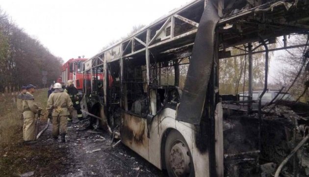 На Вінниччині під час руху загорівся автобус