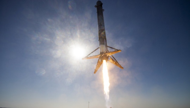 SpaceX запустила військовий GPS-супутник третього покоління
