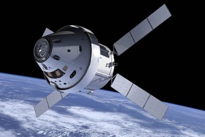 Космічний корабель Orion повертається на Землю з місячної орбіти