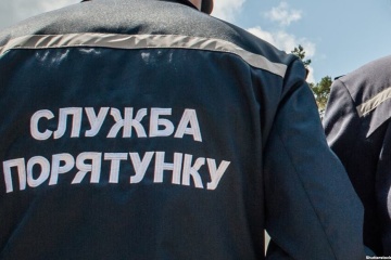 Invaders fire on rescuers in Toretsk