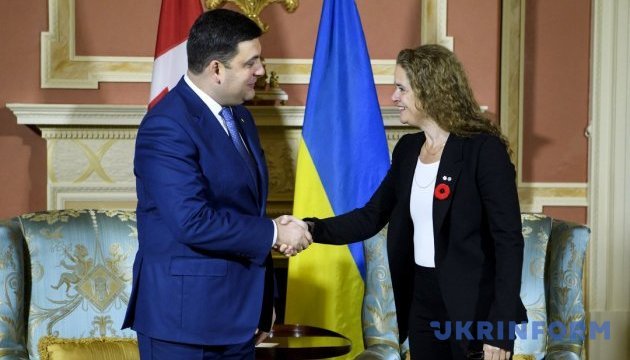 Канада і далі допомагатиме Україні з децентралізацією - Гройсман