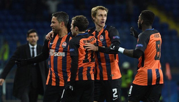 El Shakhtar se impone por segunda vez al Feyenoord Rotterdam en la UEFA Champions  League (Fotos)