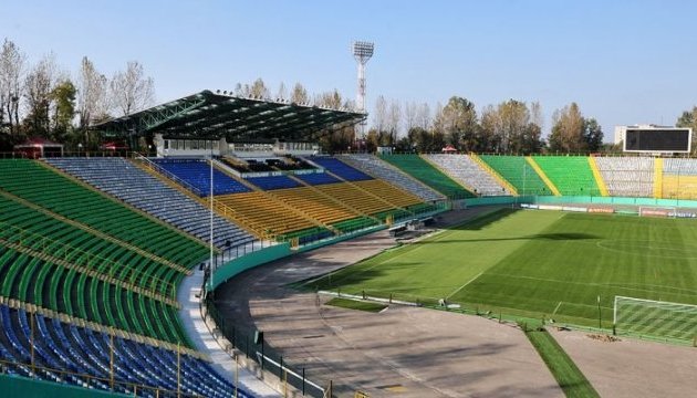 Матч УПЛ «Верес» - «Зірка» перенесли на львівський стадіон «Україна» 