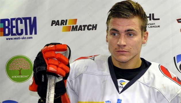 Карпенко оформив найшвидший хет-трик в історії українського хокею