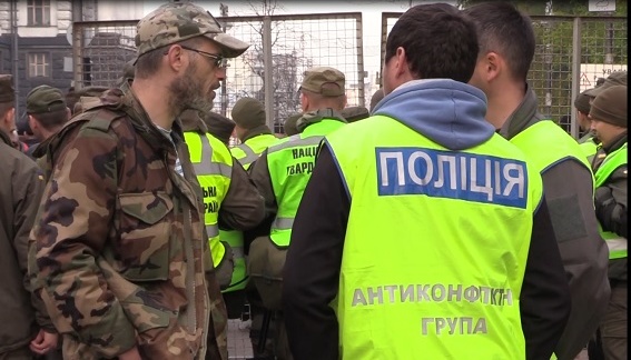 З травня поліція діалогу запрацює в кожному регіоні
