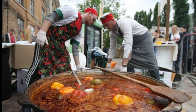Poltava attire des touristes avec des excursions gastronomiques