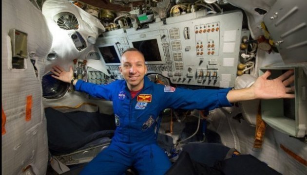 En contacto con el cosmos: El astronauta Randolph J. Bresnik responde a las preguntas de los ucranianos