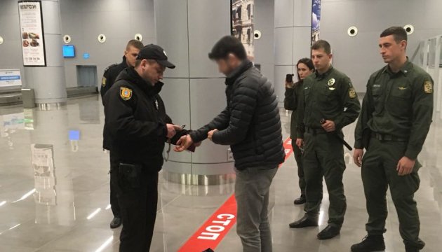 Un citoyen turc, recherché en France, est arrêté en Ukraine