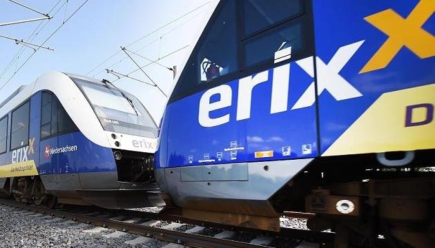 У Німеччині потяг зіткнувся із фурою: 12 постраждалих