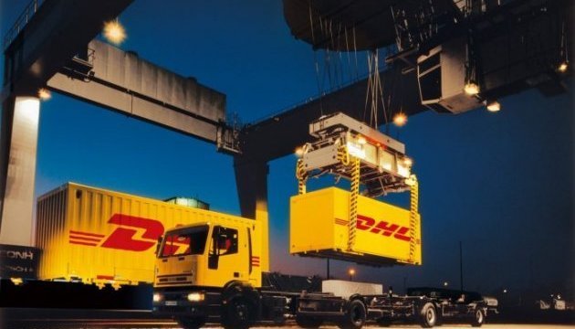 DHL says that it does not violate law while operating in Crimea