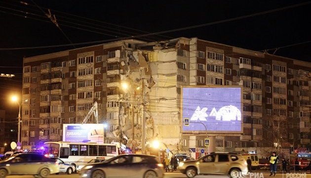 Жертв обвалу багатоповерхівки в Іжевську вже 6