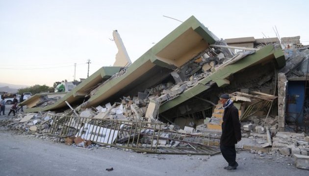 В Ірані оголосили день жалоби за жертвами руйнівного землетрусу