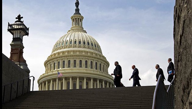 USA - Russie : Des sénateurs démocrates font pression sur Trump pour de nouvelles sanctions