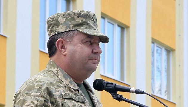 Україна пишається ратним подвигом своїх артилеристів - міністр оборони