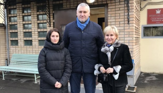 Súshchenko se reúne con su esposa e hija en Lefórtovo