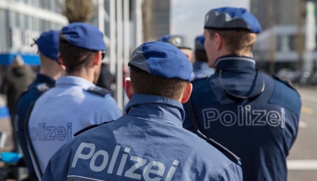 У Німеччині п'ять осіб постраждали через лист з невідомим вмістом