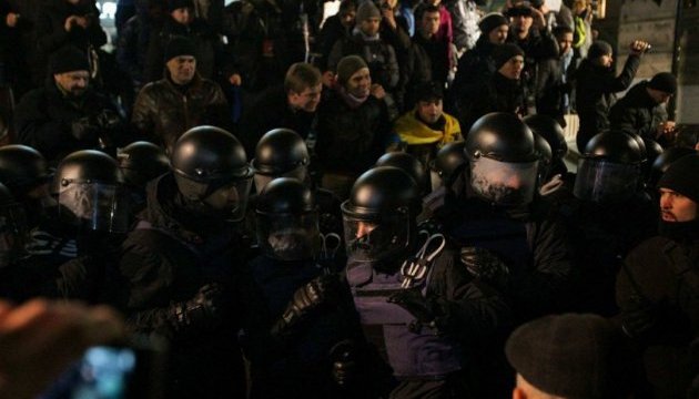 У поліції назвали кількість постраждалих під час сутичок на Майдані