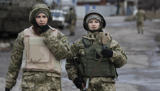Перші партії жіночої військової форми вже надійшли на тестування до декількох бригад