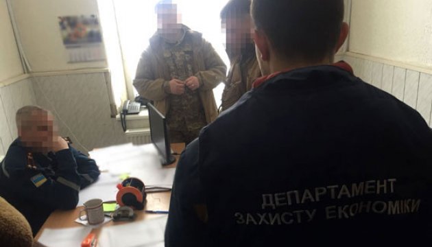 На Луганщині поліція затримала на хабарі підполковника ДСНС