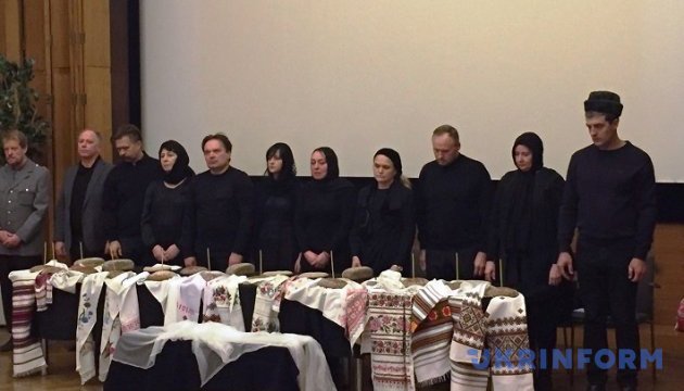 Українці Фінляндії вшанували роковини Голодомору