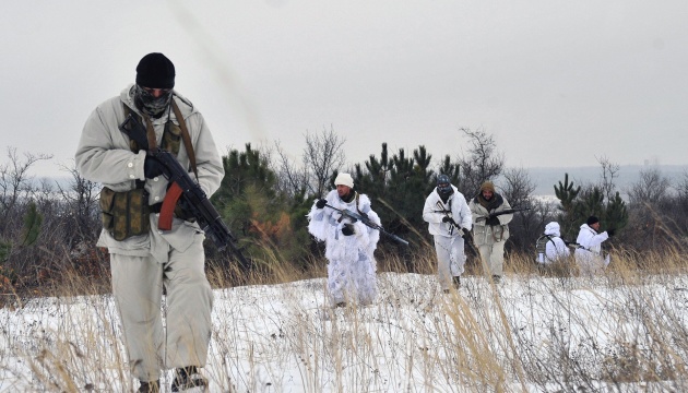 Ostukraine: Ein Soldat stirbt im Gebiet Luhansk 