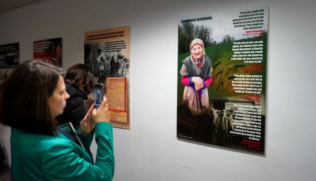 Страчені голодом: у Брюсселі відкрилася фотовиставка про геноцид українців