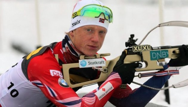 Біатлон: норвежець Бьо виграв першу індивідуальну гонку Кубка світу, українці - у Тор-30