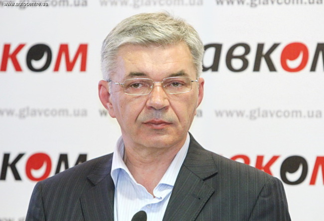 Володимир Караваєв, заступник голови координаційної ради Загальнонаціонального форуму безпеки дорожнього руху Володимир Караваєв, заступник голови координаційної ради Загальнонаціонального форуму безпеки дорожнього руху