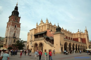 Every household in Poland to receive crisis survival guidebook