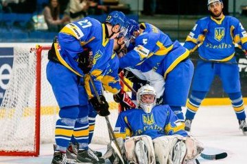 Хокей: збірна України поступилася Казахстану у товариському матчі