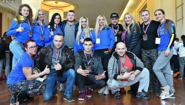 Українці стали другими у командному заліку чемпіонату світу з бодібілдингу